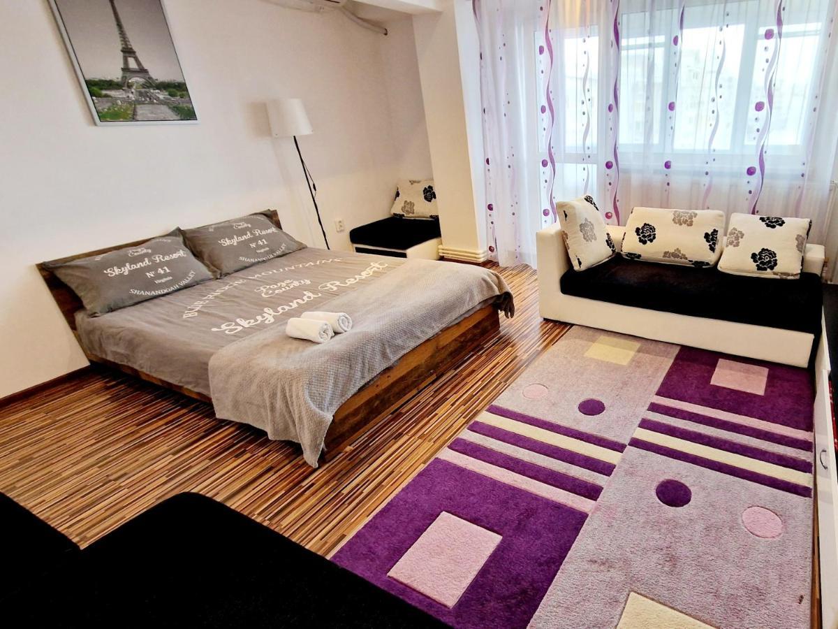 Studio Cathedral Brăila Екстериор снимка