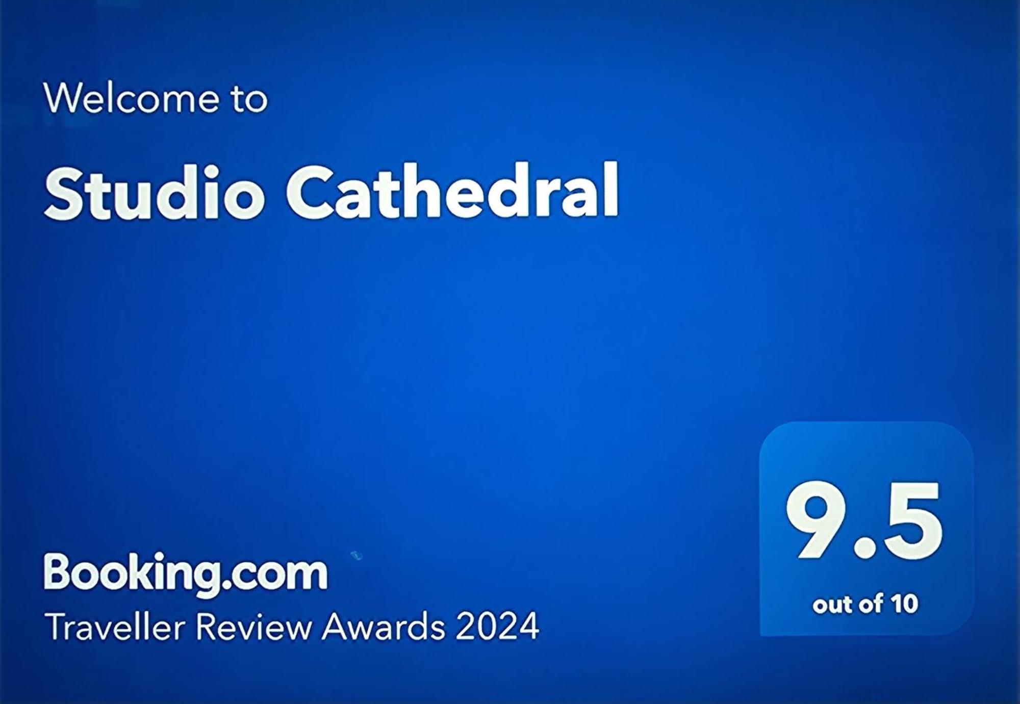 Studio Cathedral Brăila Екстериор снимка